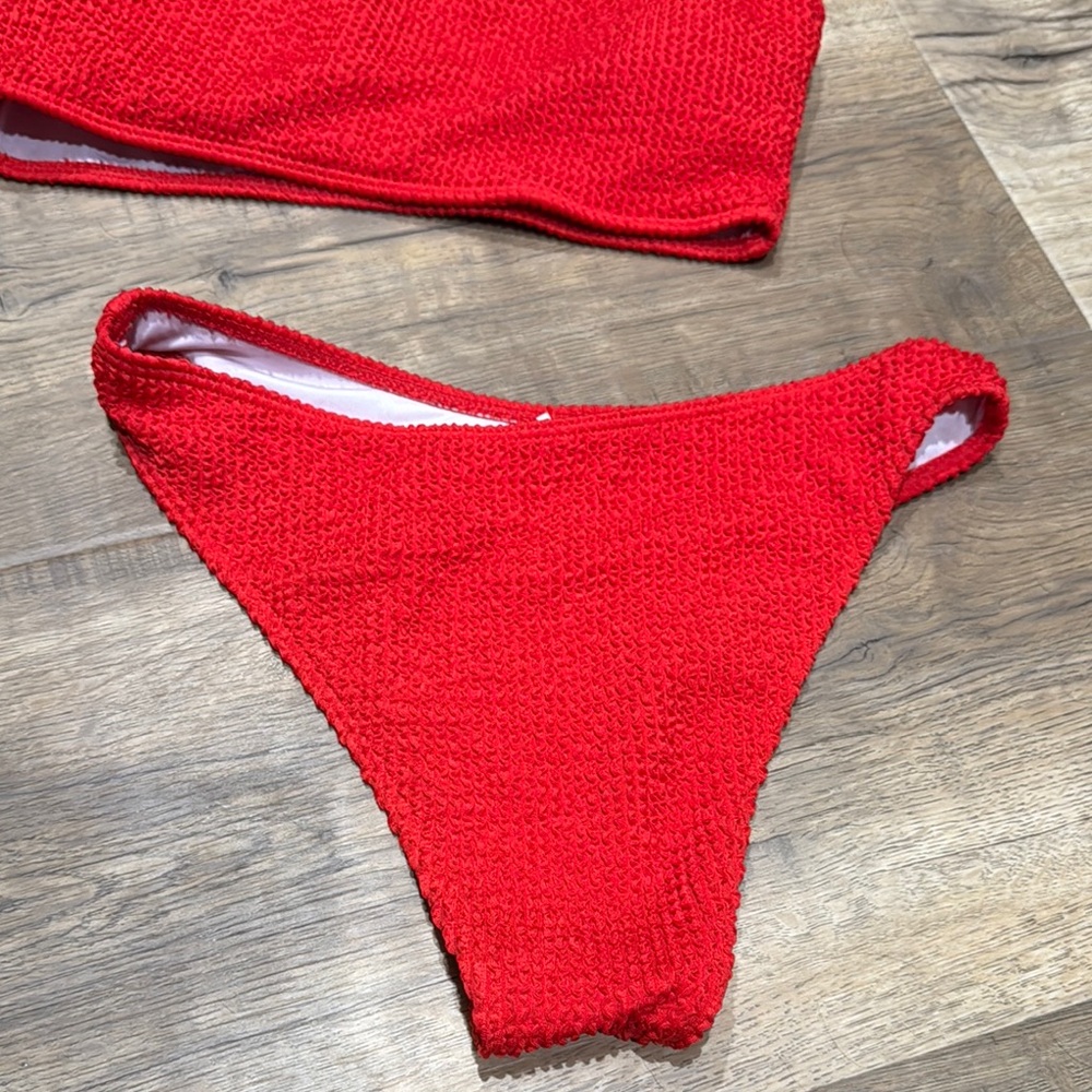Red One-Shoulder Bikini Set - Picture 4 of 5